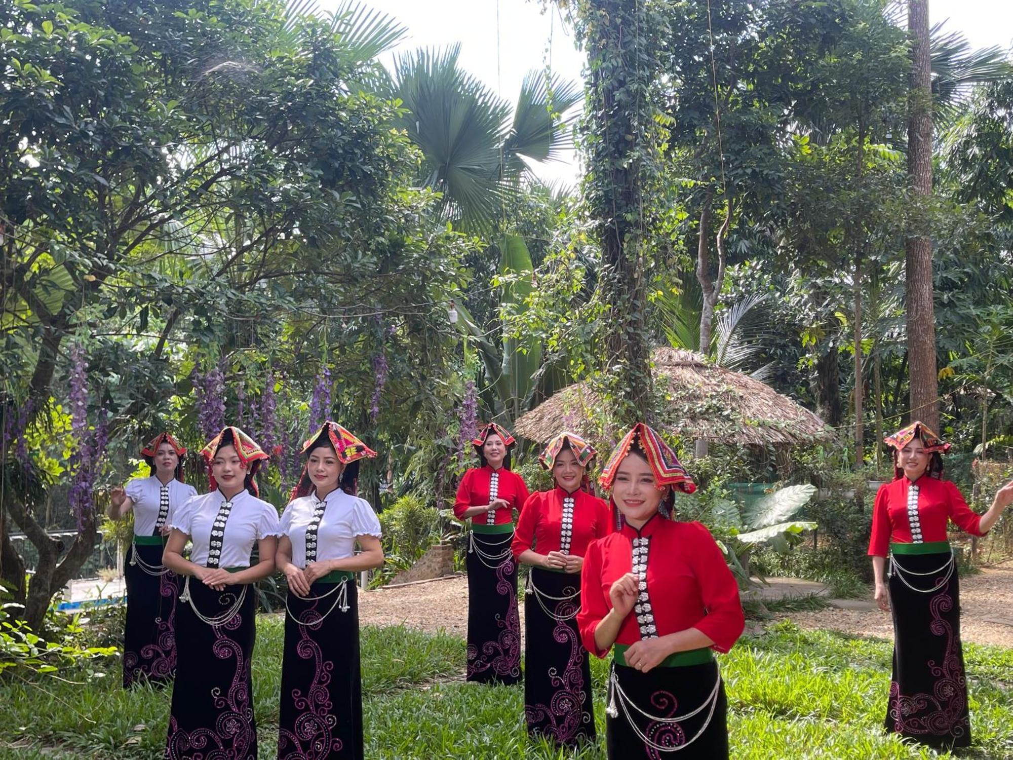 Vu Linh Palm House Homestay - Bungalow Yen Bai Zewnętrze zdjęcie